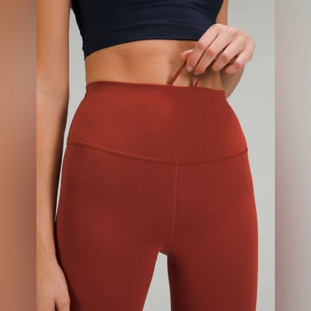 LULULEMON 2022 wunder under train high rise tight cayenne 31” size 4 - Picture 3 of 9